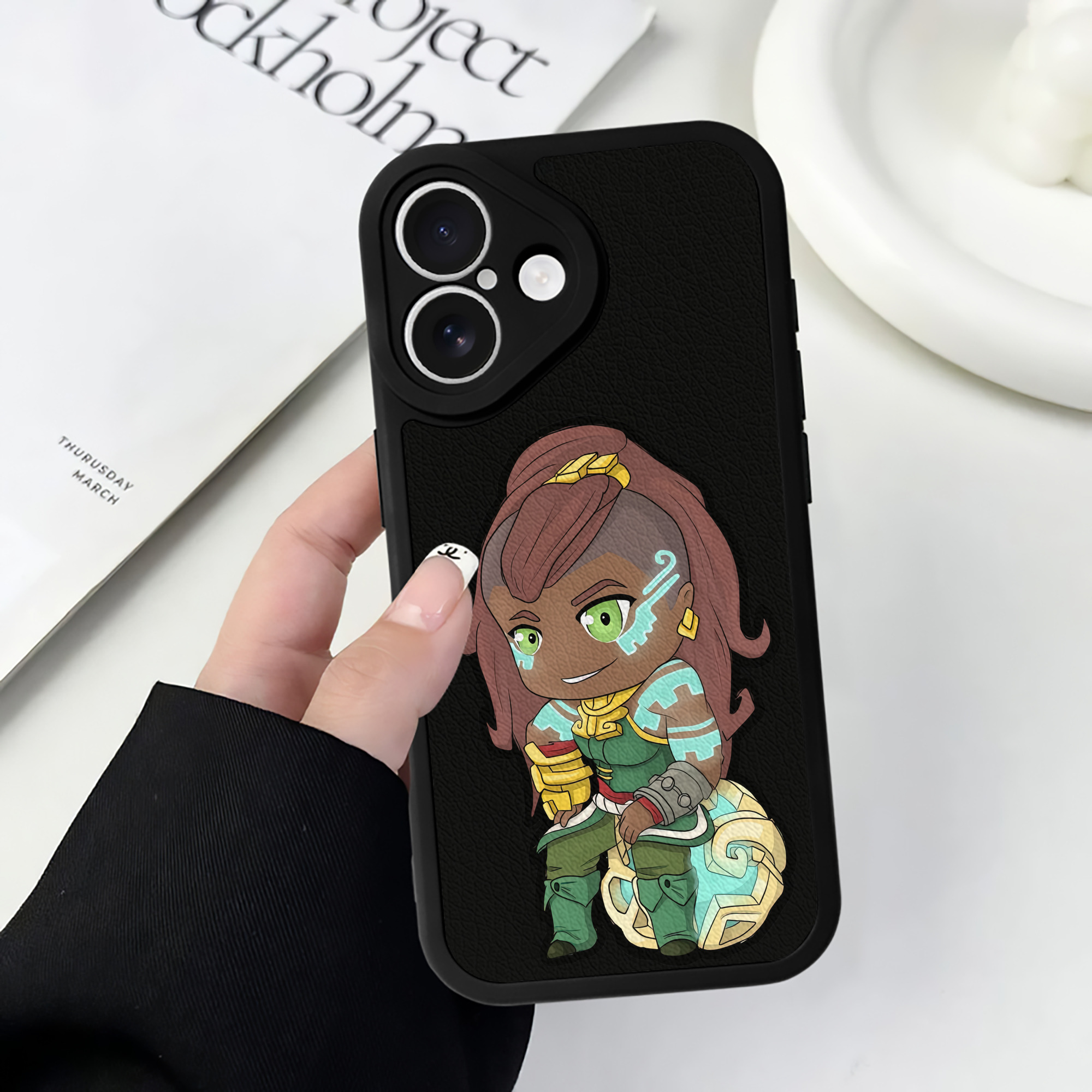 リーグ・オブ・レジェンド League of Legends LOL 【iPhone 16シリーズ対応】シリコンスマホケース（レザー調） 材質：シリコン